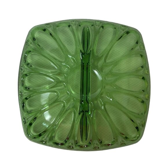 Vintage Green Glass Square Divided Serving Dish Retro Flower Design MCM 7"x7" - Picture 2 of 9